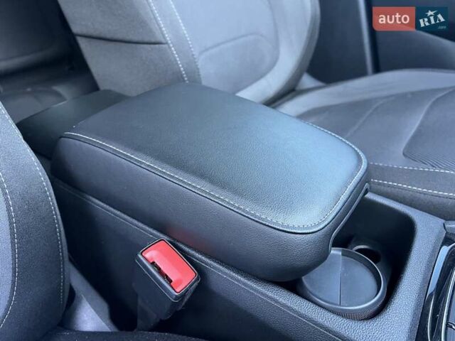 Белый Шкода Kodiaq, объемом двигателя 1.97 л и пробегом 219 тыс. км за 26200 $, фото 37 на Automoto.ua