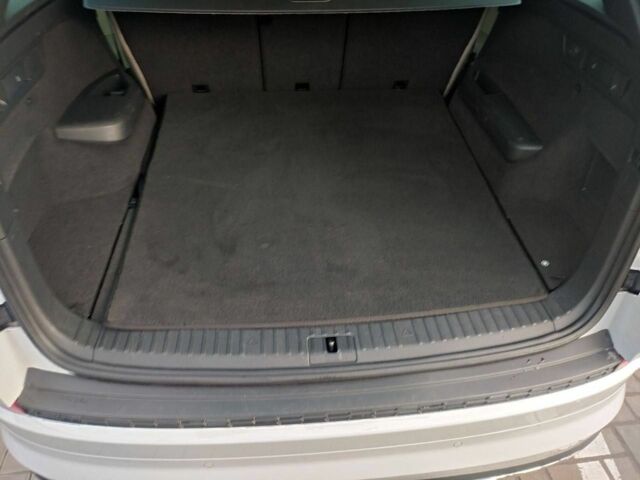 Білий Шкода Kodiaq, об'ємом двигуна 2 л та пробігом 190 тис. км за 732 $, фото 11 на Automoto.ua