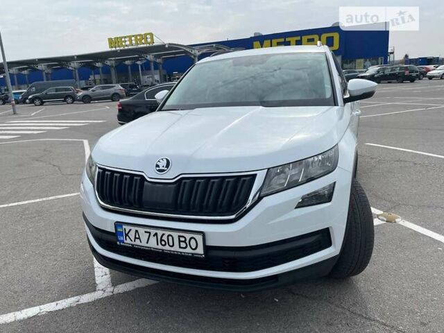 Білий Шкода Kodiaq, об'ємом двигуна 1.98 л та пробігом 150 тис. км за 24300 $, фото 6 на Automoto.ua