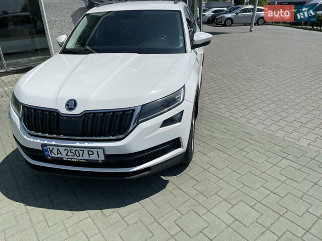Белый Шкода Kodiaq, объемом двигателя 1.98 л и пробегом 234 тыс. км за 26000 $, фото 16 на Automoto.ua