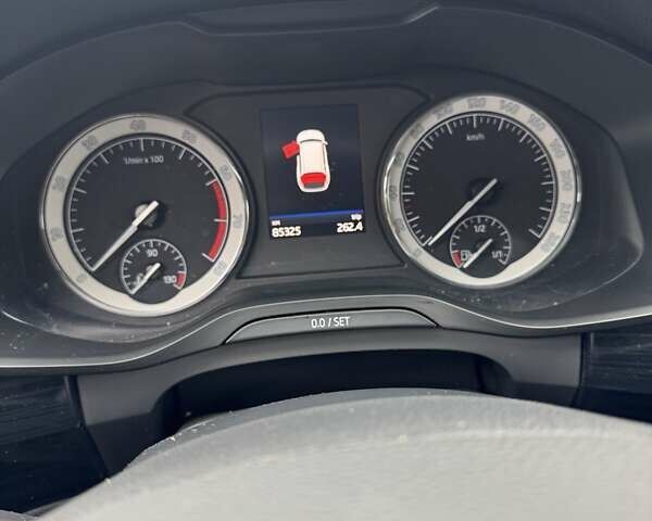 Белый Шкода Kodiaq, объемом двигателя 1.98 л и пробегом 85 тыс. км за 26000 $, фото 5 на Automoto.ua