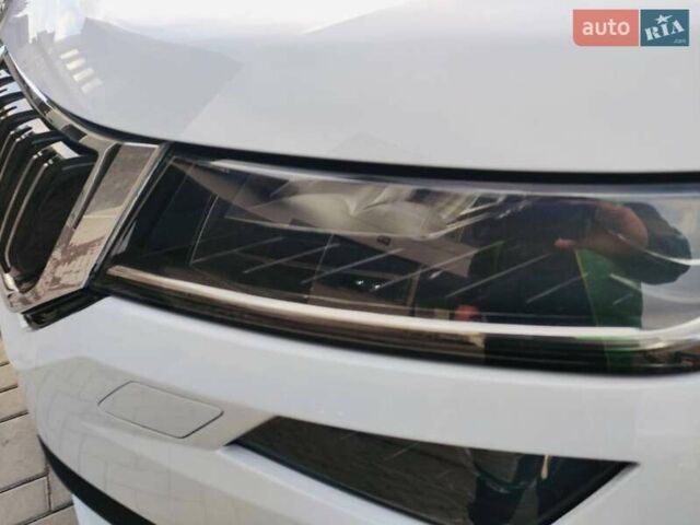 Білий Шкода Kodiaq, об'ємом двигуна 1.97 л та пробігом 190 тис. км за 30950 $, фото 17 на Automoto.ua