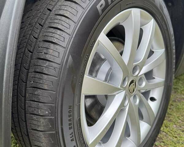 Белый Шкода Kodiaq, объемом двигателя 1.98 л и пробегом 33 тыс. км за 34500 $, фото 95 на Automoto.ua