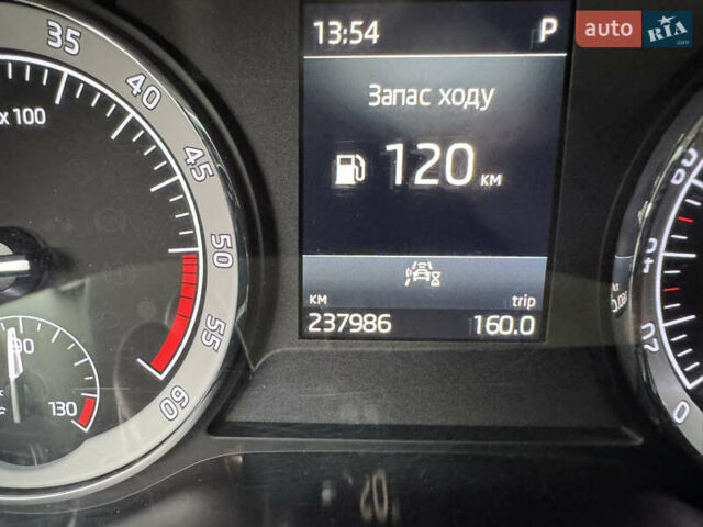 Белый Шкода Kodiaq, объемом двигателя 1.97 л и пробегом 237 тыс. км за 26500 $, фото 39 на Automoto.ua