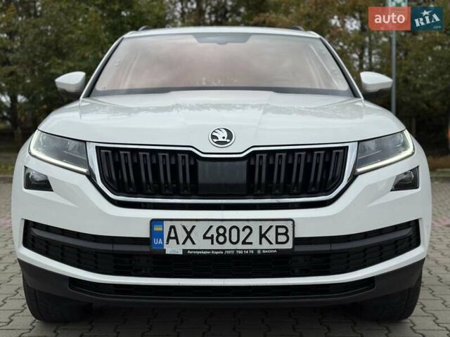 Белый Шкода Kodiaq, объемом двигателя 1.98 л и пробегом 56 тыс. км за 30500 $, фото 46 на Automoto.ua