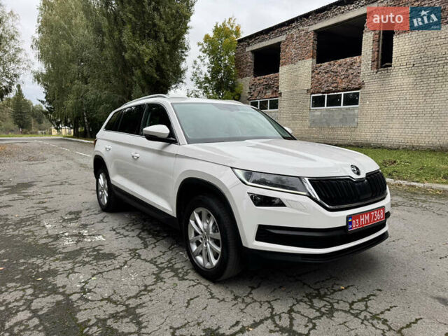 Белый Шкода Kodiaq, объемом двигателя 1.97 л и пробегом 237 тыс. км за 26500 $, фото 15 на Automoto.ua