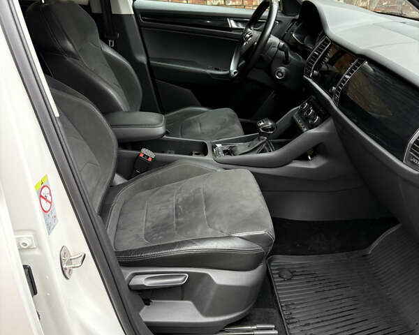 Белый Шкода Kodiaq, объемом двигателя 1.98 л и пробегом 232 тыс. км за 23000 $, фото 19 на Automoto.ua