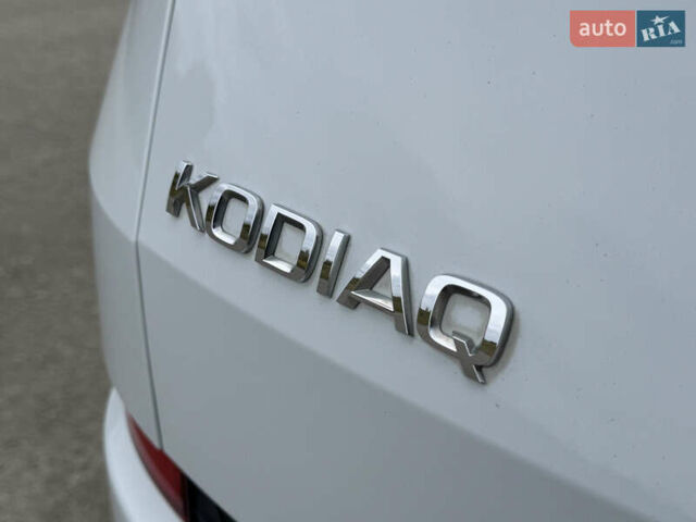 Белый Шкода Kodiaq, объемом двигателя 2 л и пробегом 153 тыс. км за 35600 $, фото 37 на Automoto.ua