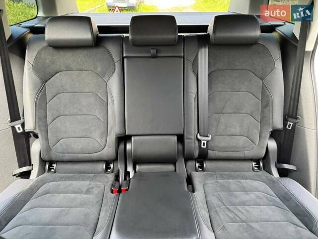 Белый Шкода Kodiaq, объемом двигателя 1.98 л и пробегом 33 тыс. км за 34500 $, фото 26 на Automoto.ua