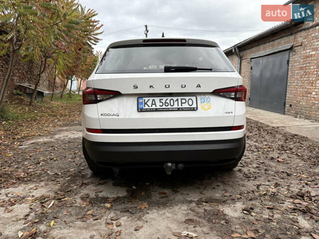 Белый Шкода Kodiaq, объемом двигателя 1.98 л и пробегом 232 тыс. км за 23000 $, фото 32 на Automoto.ua