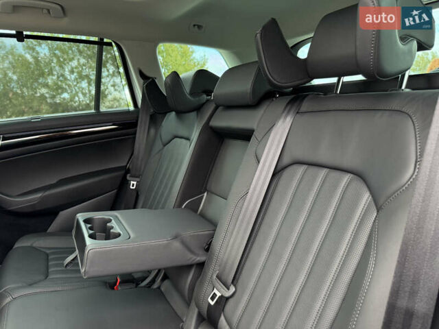 Белый Шкода Kodiaq, объемом двигателя 2 л и пробегом 153 тыс. км за 35600 $, фото 106 на Automoto.ua