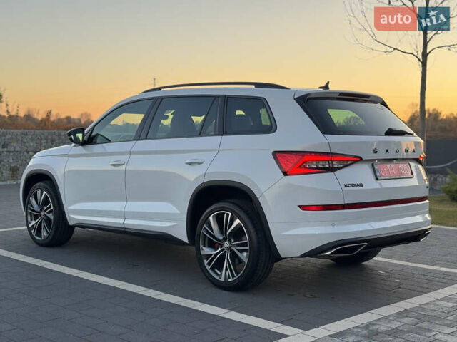 Белый Шкода Kodiaq, объемом двигателя 2 л и пробегом 195 тыс. км за 34999 $, фото 14 на Automoto.ua
