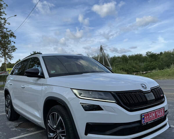 Шкода Kodiaq 2020 в Ужгороде на Automoto.ua Белый Шкода Kodiaq, объемом двигателя 2 л и пробегом 194 тыс. км за 34500 $, фото 13 на Automoto.ua