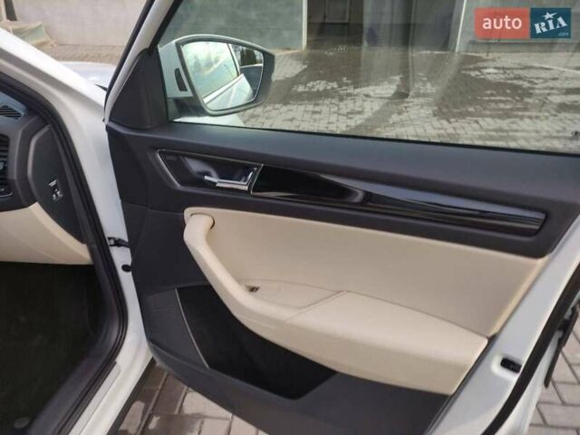 Білий Шкода Kodiaq, об'ємом двигуна 1.97 л та пробігом 190 тис. км за 30950 $, фото 25 на Automoto.ua
