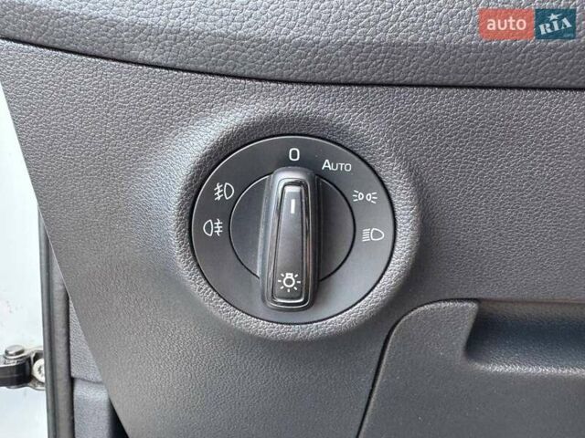 Шкода Kodiaq 2020 у Києві на Automoto.ua Білий Шкода Kodiaq, об'ємом двигуна 1.98 л та пробігом 72 тис. км за 28990 $, фото 12 на Automoto.ua