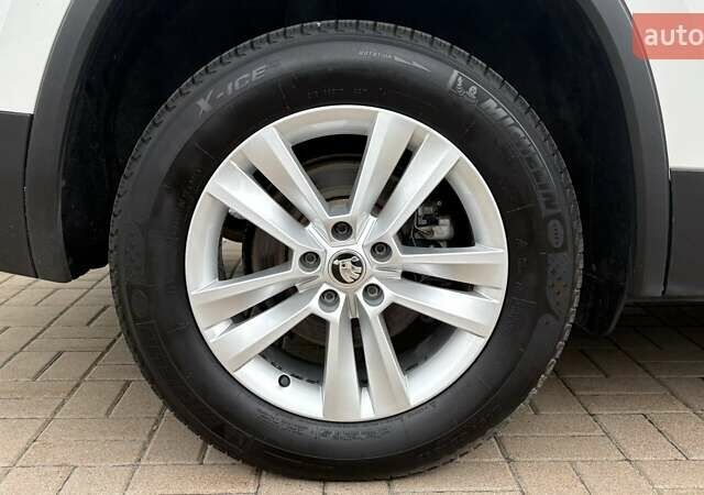 Білий Шкода Kodiaq, об'ємом двигуна 1.98 л та пробігом 131 тис. км за 24205 $, фото 14 на Automoto.ua