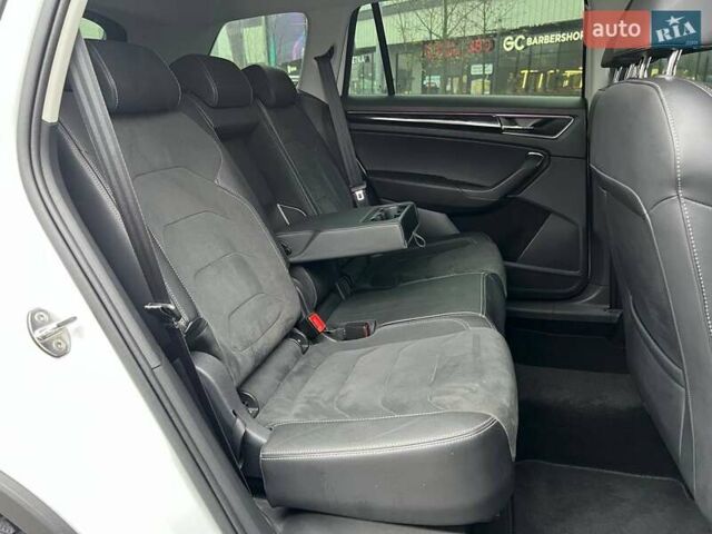 Білий Шкода Kodiaq, об'ємом двигуна 1.98 л та пробігом 75 тис. км за 29490 $, фото 11 на Automoto.ua