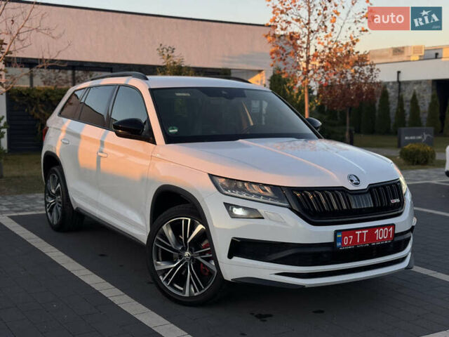 Белый Шкода Kodiaq, объемом двигателя 2 л и пробегом 195 тыс. км за 34999 $, фото 2 на Automoto.ua