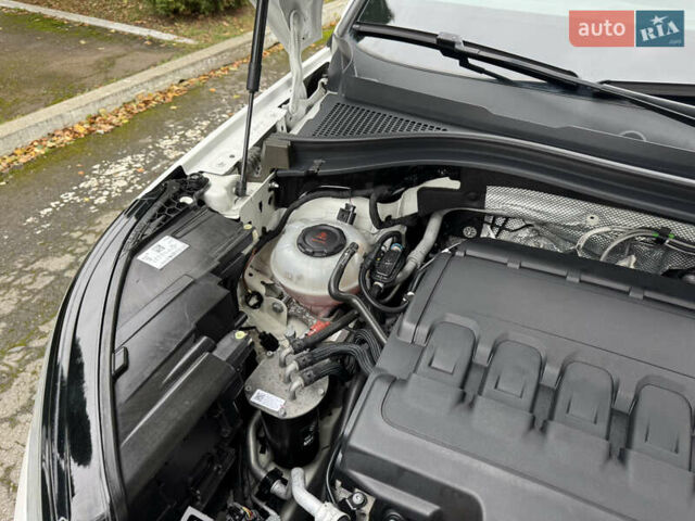 Белый Шкода Kodiaq, объемом двигателя 1.97 л и пробегом 237 тыс. км за 26500 $, фото 82 на Automoto.ua