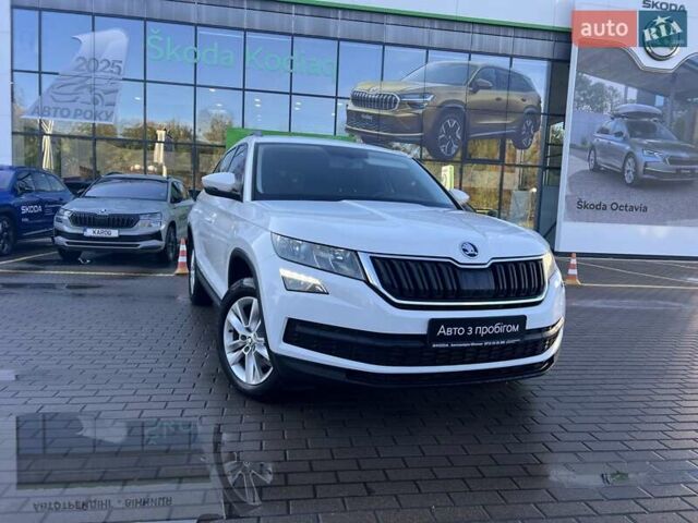 Белый Шкода Kodiaq, объемом двигателя 1.97 л и пробегом 219 тыс. км за 26200 $, фото 2 на Automoto.ua