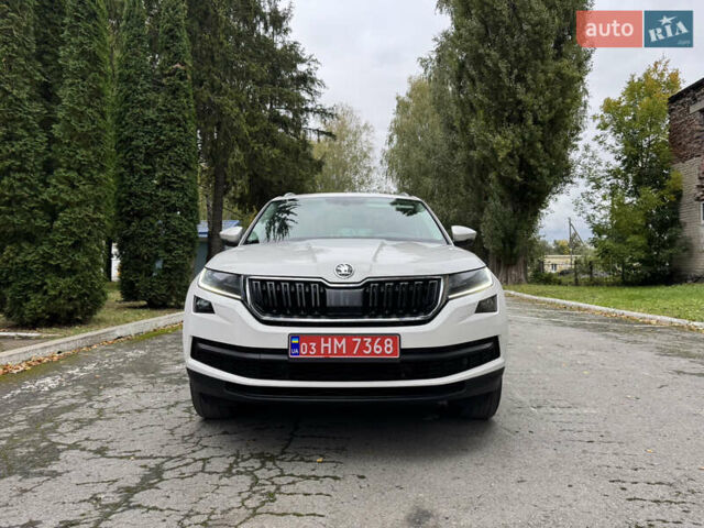 Белый Шкода Kodiaq, объемом двигателя 1.97 л и пробегом 237 тыс. км за 26500 $, фото 1 на Automoto.ua