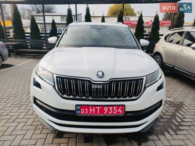 Білий Шкода Kodiaq, об'ємом двигуна 1.97 л та пробігом 190 тис. км за 30950 $, фото 2 на Automoto.ua
