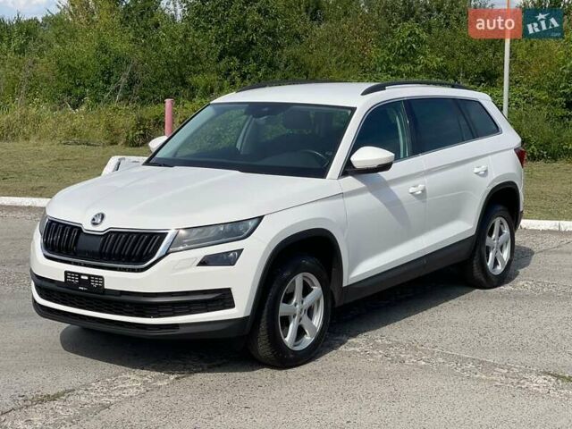 Шкода Kodiaq 2020 в Ужгороде на Automoto.ua Белый Шкода Kodiaq, объемом двигателя 1.97 л и пробегом 267 тыс. км за 26800 $, фото 3 на Automoto.ua