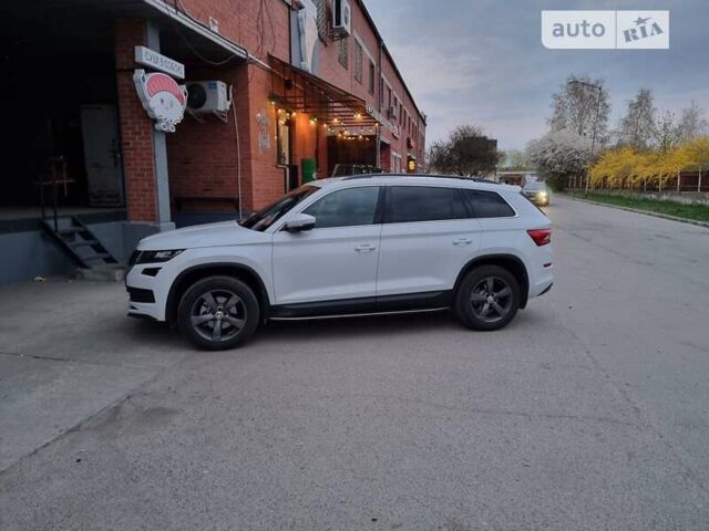 Білий Шкода Kodiaq, об'ємом двигуна 1.97 л та пробігом 19 тис. км за 44000 $, фото 1 на Automoto.ua