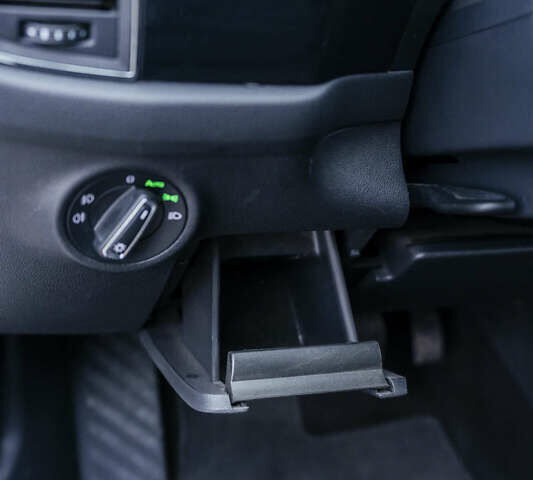 Білий Шкода Kodiaq, об'ємом двигуна 1.98 л та пробігом 100 тис. км за 34000 $, фото 51 на Automoto.ua