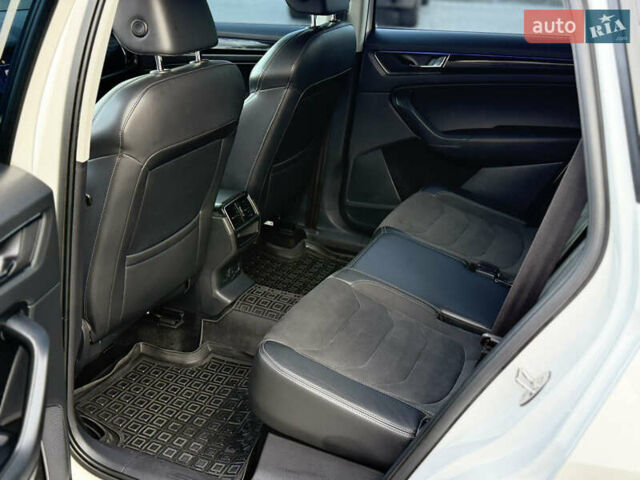 Білий Шкода Kodiaq, об'ємом двигуна 1.98 л та пробігом 197 тис. км за 22999 $, фото 39 на Automoto.ua