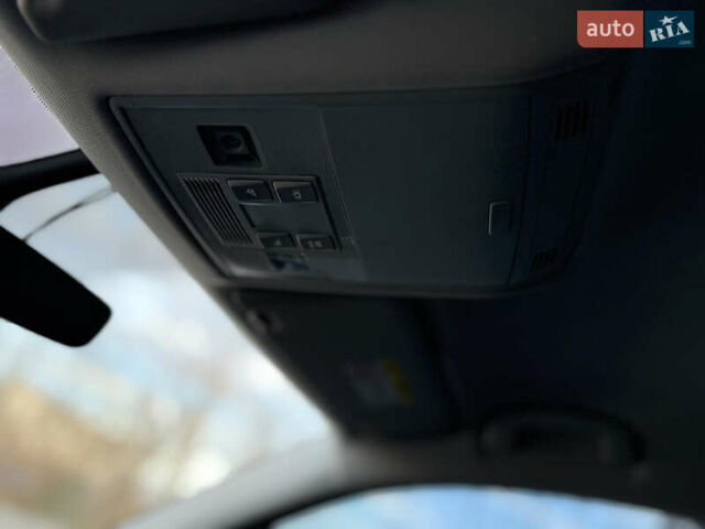 Білий Шкода Kodiaq, об'ємом двигуна 1.98 л та пробігом 197 тис. км за 22999 $, фото 57 на Automoto.ua