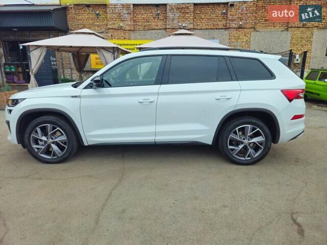 Белый Шкода Kodiaq, объемом двигателя 1.98 л и пробегом 44 тыс. км за 39000 $, фото 1 на Automoto.ua