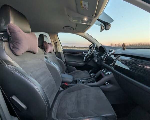 Белый Шкода Kodiaq, объемом двигателя 1.98 л и пробегом 100 тыс. км за 34000 $, фото 6 на Automoto.ua