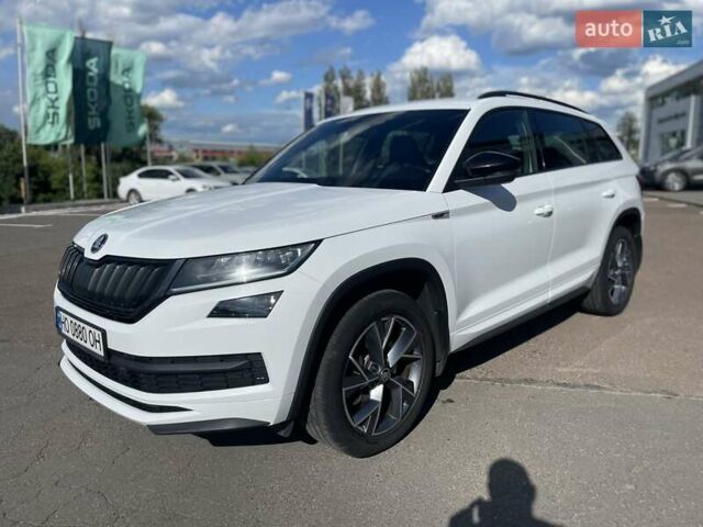 Белый Шкода Kodiaq, объемом двигателя 1.98 л и пробегом 102 тыс. км за 34700 $, фото 9 на Automoto.ua