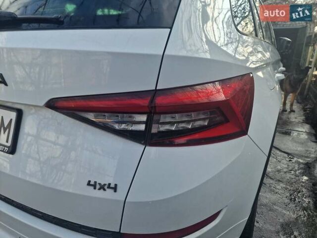 Белый Шкода Kodiaq, объемом двигателя 1.98 л и пробегом 20 тыс. км за 38000 $, фото 2 на Automoto.ua