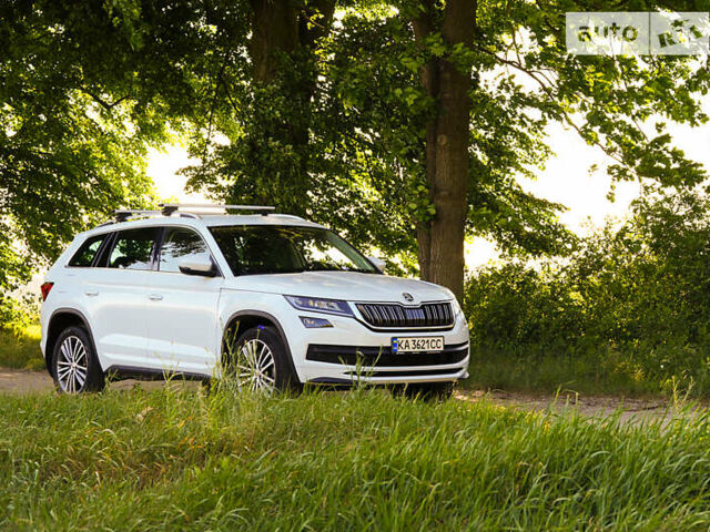 Білий Шкода Kodiaq, об'ємом двигуна 1.98 л та пробігом 39 тис. км за 39700 $, фото 3 на Automoto.ua