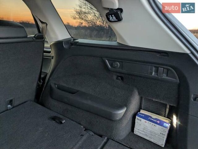 Белый Шкода Kodiaq, объемом двигателя 1.98 л и пробегом 100 тыс. км за 34000 $, фото 16 на Automoto.ua