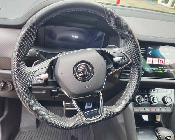 Белый Шкода Kodiaq, объемом двигателя 1.98 л и пробегом 44 тыс. км за 39000 $, фото 18 на Automoto.ua