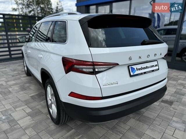 Белый Шкода Kodiaq, объемом двигателя 2 л и пробегом 115 тыс. км за 37500 $, фото 11 на Automoto.ua