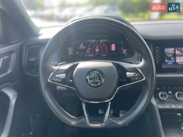 Белый Шкода Kodiaq, объемом двигателя 1.98 л и пробегом 102 тыс. км за 34700 $, фото 39 на Automoto.ua