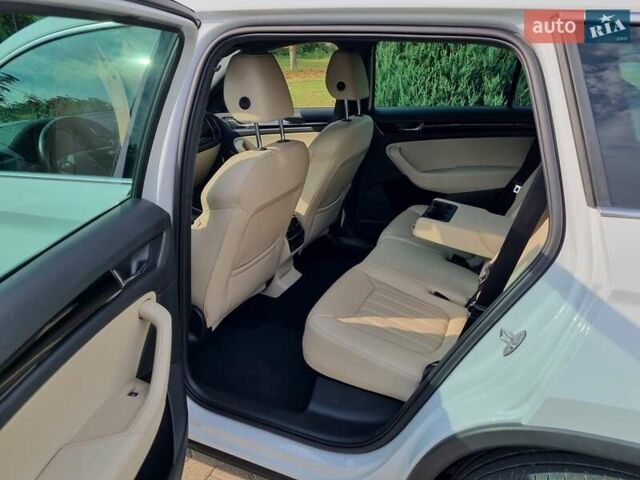 Білий Шкода Kodiaq, об'ємом двигуна 1.97 л та пробігом 185 тис. км за 37500 $, фото 24 на Automoto.ua
