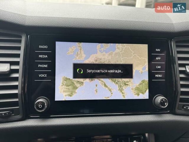 Белый Шкода Kodiaq, объемом двигателя 1.98 л и пробегом 70 тыс. км за 33900 $, фото 62 на Automoto.ua