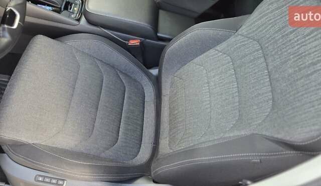 Белый Шкода Kodiaq, объемом двигателя 2 л и пробегом 200 тыс. км за 32000 $, фото 38 на Automoto.ua