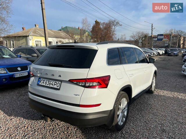 Білий Шкода Kodiaq, об'ємом двигуна 2 л та пробігом 242 тис. км за 23500 $, фото 6 на Automoto.ua