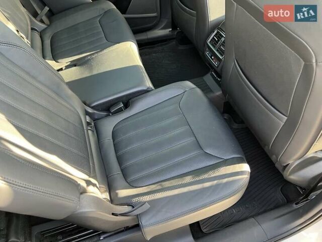 Белый Шкода Kodiaq, объемом двигателя 1.98 л и пробегом 77 тыс. км за 38900 $, фото 16 на Automoto.ua