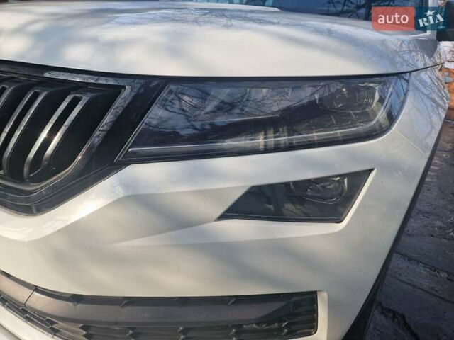 Белый Шкода Kodiaq, объемом двигателя 1.98 л и пробегом 20 тыс. км за 38000 $, фото 11 на Automoto.ua