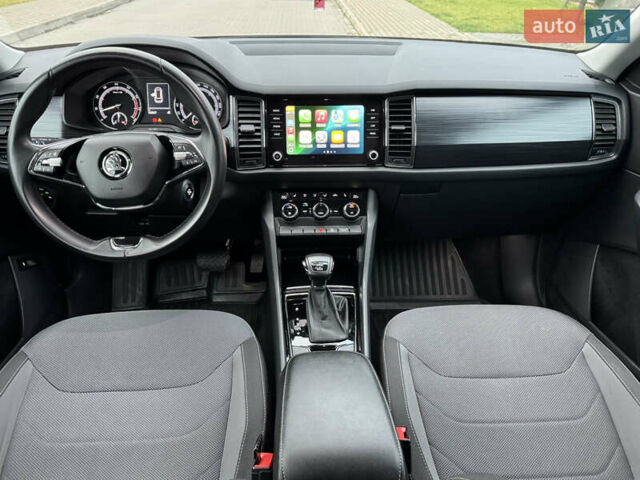 Білий Шкода Kodiaq, об'ємом двигуна 1.98 л та пробігом 192 тис. км за 24900 $, фото 24 на Automoto.ua