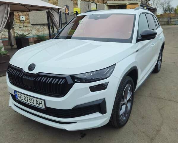 Белый Шкода Kodiaq, объемом двигателя 1.98 л и пробегом 44 тыс. км за 39000 $, фото 12 на Automoto.ua