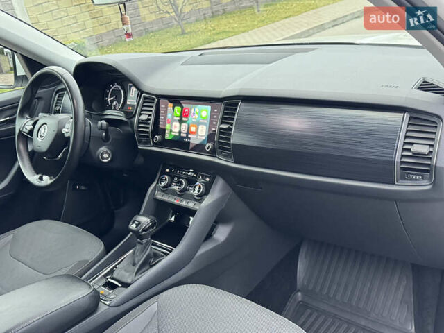 Білий Шкода Kodiaq, об'ємом двигуна 1.98 л та пробігом 192 тис. км за 24900 $, фото 31 на Automoto.ua