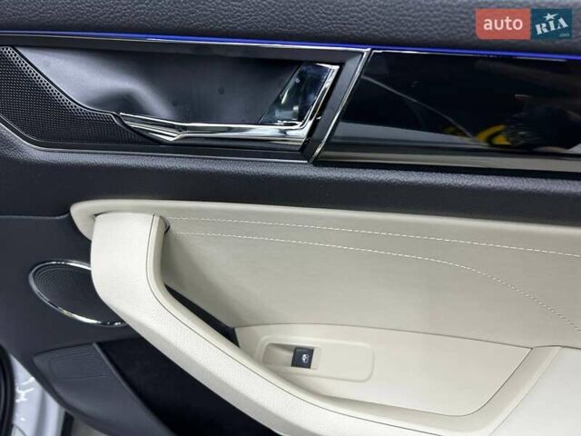 Шкода Kodiaq 2021 у Чернівцях на Automoto.ua Білий Шкода Kodiaq, об'ємом двигуна 1.97 л та пробігом 185 тис. км за 38000 $, фото 17 на Automoto.ua